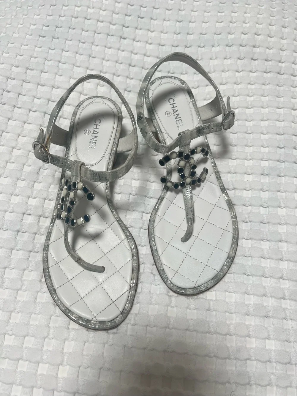 CHANEL White Silver Jeweled CC Logo Heeled Thong Sandals